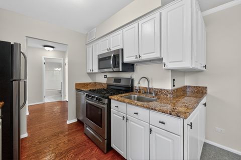 Tiny photo for 40 N Tower Road #9K, Oak Brook, IL 60523 (MLS # 12559398)
