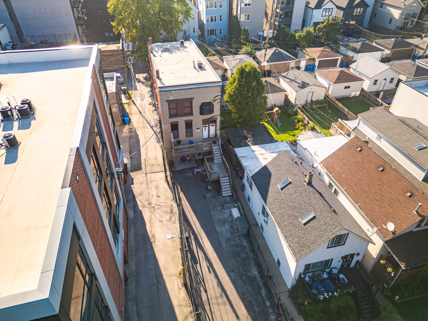 2014 N Whipple Street