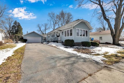Tiny photo for 306 W Madison Street, Belvidere, IL 61008 (MLS # 12601337)