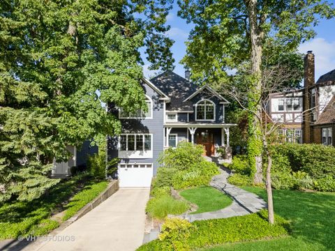 A home in Glen Ellyn