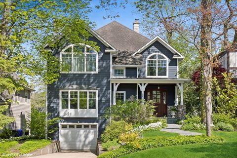 A home in Glen Ellyn