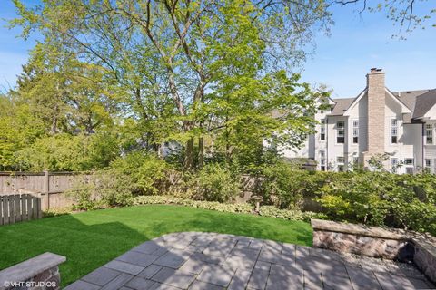 A home in Glen Ellyn