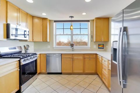 Tiny photo for 977 Harris Road #34, Grayslake, IL 60030 (MLS # 12593360)