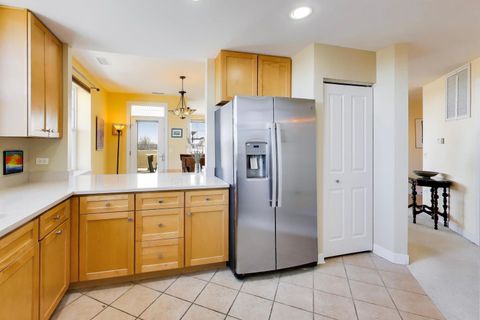 Tiny photo for 977 Harris Road #34, Grayslake, IL 60030 (MLS # 12593360)