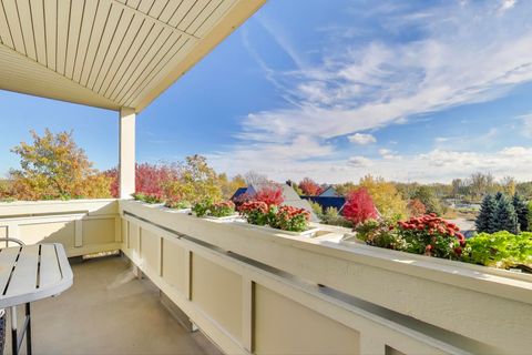 Tiny photo for 977 Harris Road #34, Grayslake, IL 60030 (MLS # 12593360)