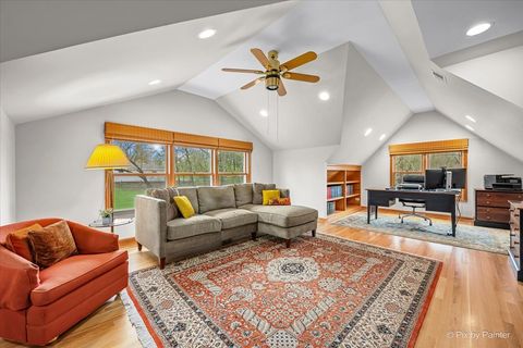 Tiny photo for 25089 N Pawnee Road, Barrington, IL 60010 (MLS # 12609360)