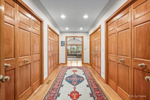 Tiny photo for 25089 N Pawnee Road, Barrington, IL 60010 (MLS # 12609360)