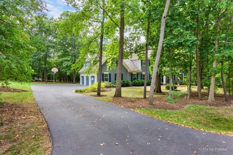 Tiny photo for 25089 N Pawnee Road, Barrington, IL 60010 (MLS # 12609360)