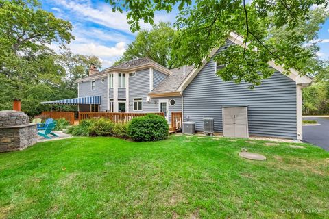 Tiny photo for 25089 N Pawnee Road, Barrington, IL 60010 (MLS # 12609360)