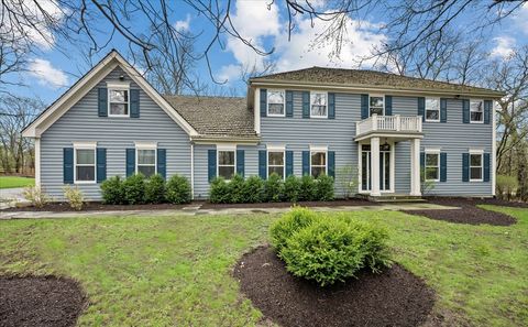 Photo of 25089 N Pawnee Road, Barrington, IL 60010 (MLS # 12609360)