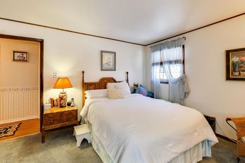 Tiny photo for 16827 Parkside Avenue, South Holland, IL 60473 (MLS # 12602492)