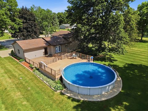 Tiny photo for 1665 Hill Drive, Dixon, IL 61021 (MLS # 12665198)