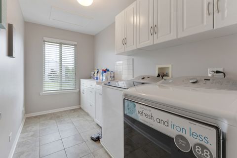 Tiny photo for 720 James Drive, Hampshire, IL 60140 (MLS # 12472745)