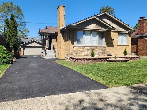 9616 S Claremont Avenue Chicago IL 60643