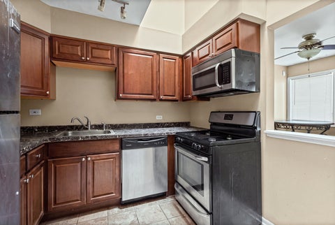 Tiny photo for 9505 S Racine Avenue, Chicago, IL 60643 (MLS # 12743168)