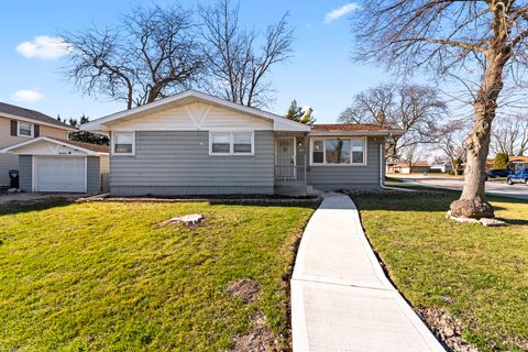 Tiny photo for 16426 Shirley Court, South Holland, IL 60473 (MLS # 12591643)