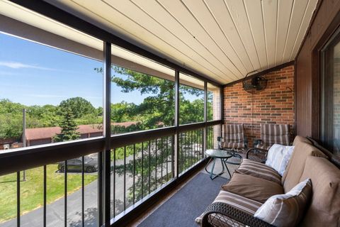 A home in Oak Forest