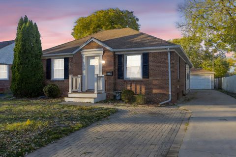 Photo of 1611 W Glenwood Avenue, Joliet, IL 60435 (MLS # 12559992)