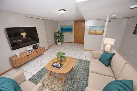 Tiny photo for 1611 W Glenwood Avenue, Joliet, IL 60435 (MLS # 12559992)