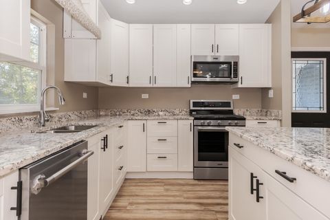 Tiny photo for 510 E Elm Street, Chatsworth, IL 60921 (MLS # 12493554)