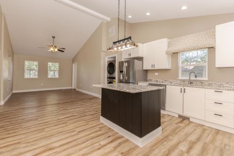 Tiny photo for 510 E Elm Street, Chatsworth, IL 60921 (MLS # 12493554)