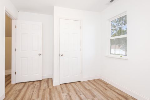 Tiny photo for 510 E Elm Street, Chatsworth, IL 60921 (MLS # 12493554)