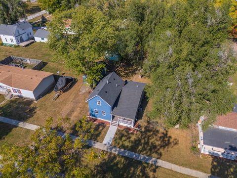 Tiny photo for 510 E Elm Street, Chatsworth, IL 60921 (MLS # 12493554)