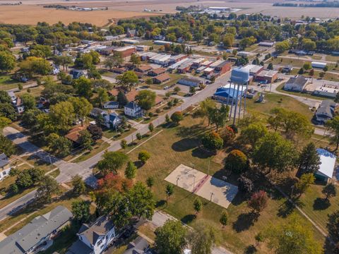 Tiny photo for 510 E Elm Street, Chatsworth, IL 60921 (MLS # 12493554)