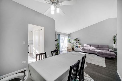 Tiny photo for 1471 Fairlane Drive #2A, Schaumburg, IL 60193 (MLS # 12518721)