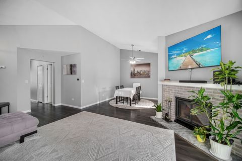 Tiny photo for 1471 Fairlane Drive #2A, Schaumburg, IL 60193 (MLS # 12518721)