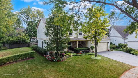 Tiny photo for 15 Thompson Court, Buffalo Grove, IL 60089 (MLS # 12485238)