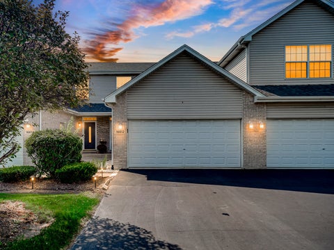 Tiny photo for 16612 Knottingwood Avenue, Oak Forest, IL 60452 (MLS # 12773080)