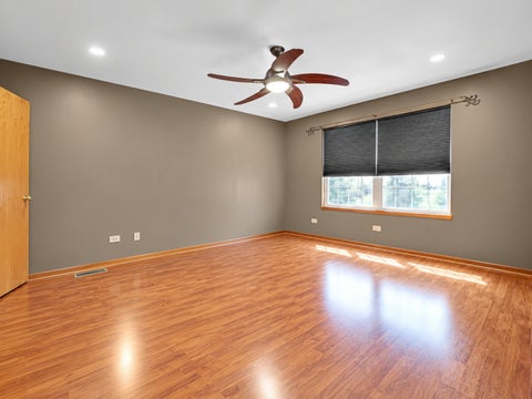 Tiny photo for 16612 Knottingwood Avenue, Oak Forest, IL 60452 (MLS # 12773080)