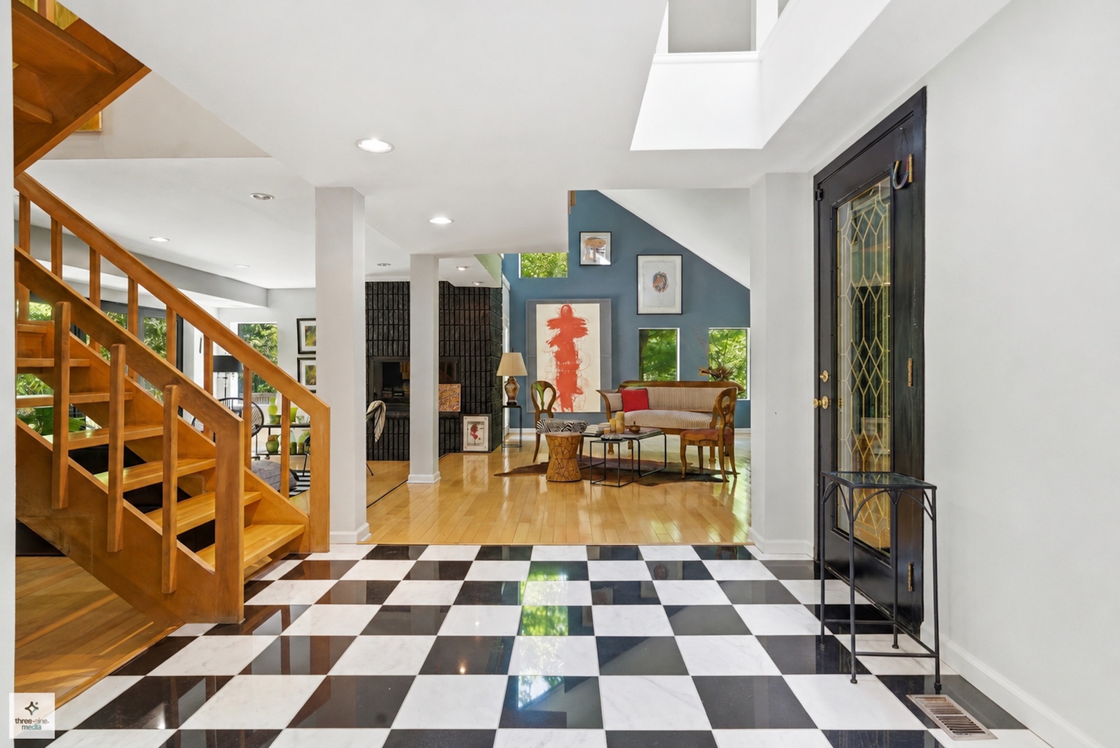 1341 Kenilwood Lane