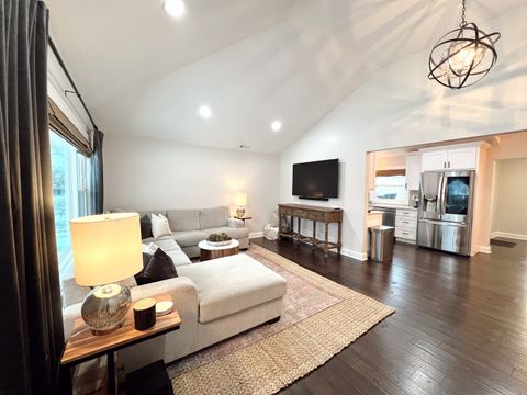 Tiny photo for 5320 S Madison Avenue, Countryside, IL 60525 (MLS # 12639785)