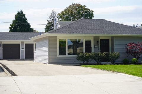 Photo of 5320 S Madison Avenue, Countryside, IL 60525 (MLS # 12639785)