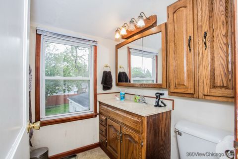 Tiny photo for 1222 Cleveland Street, Lockport, IL 60441 (MLS # 12635331)