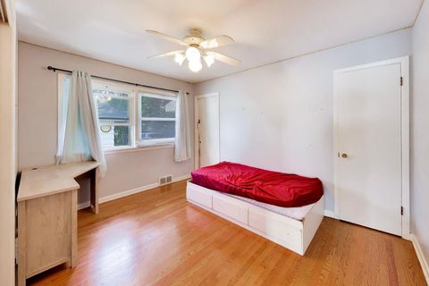 Tiny photo for 458 W Alma Street, Elmhurst, IL 60126 (MLS # 12616032)