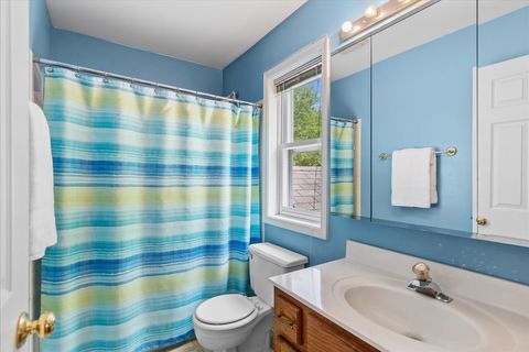 Tiny photo for 72 Julie Lane, Vernon Hills, IL 60061 (MLS # 12641324)