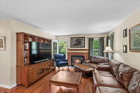 Tiny photo for 72 Julie Lane, Vernon Hills, IL 60061 (MLS # 12641324)