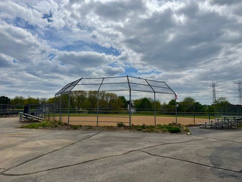 Tiny photo for 72 Julie Lane, Vernon Hills, IL 60061 (MLS # 12641324)