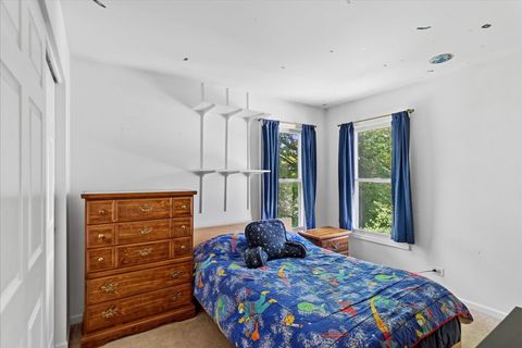 Tiny photo for 72 Julie Lane, Vernon Hills, IL 60061 (MLS # 12641324)