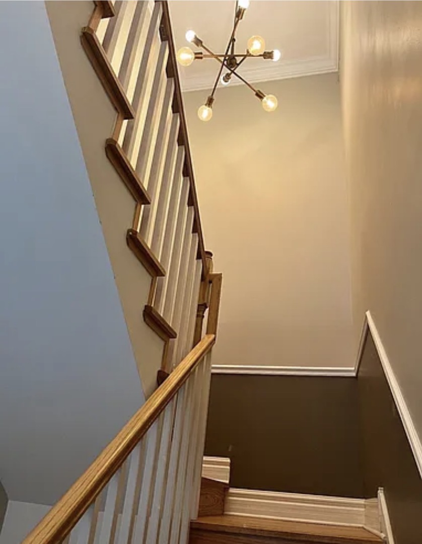 2310 W Grand Avenue 1N