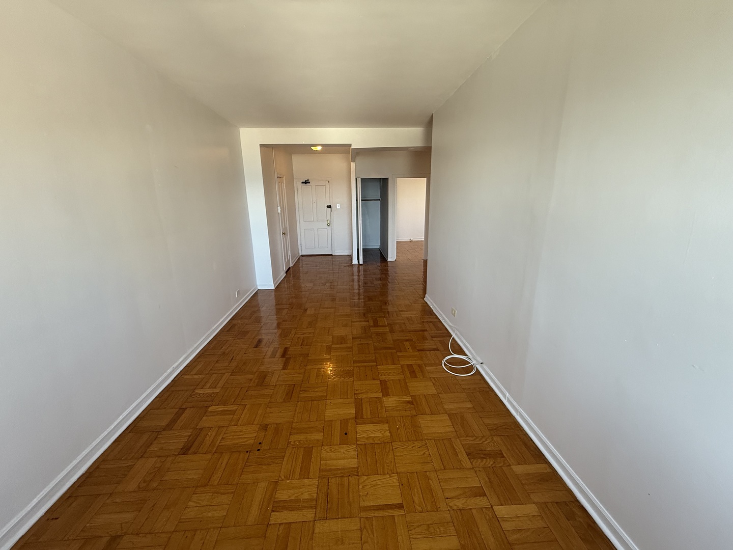 6230 N Kenmore Avenue 1002