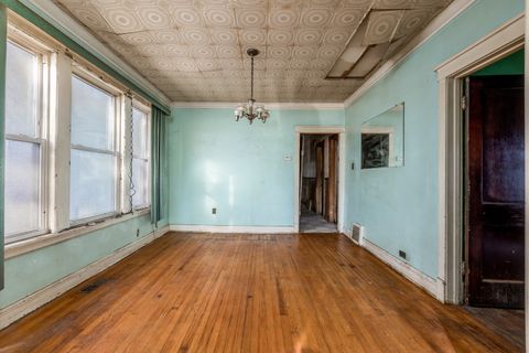 Tiny photo for 7206 S Lafayette Avenue, Chicago, IL 60621 (MLS # 12500474)