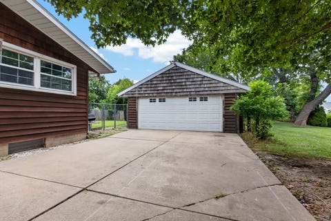 Tiny photo for 1406/1408 S East Street, Bloomington, IL 61701 (MLS # 12712554)