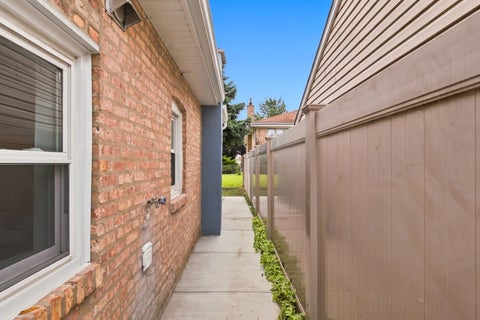 Tiny photo for 6007 S Monitor Avenue, Chicago, IL 60638 (MLS # 12768614)
