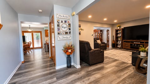 Tiny photo for 2205 JORDAN Lane, Elgin, IL 60123 (MLS # 12789922)