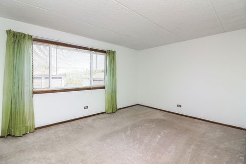 Tiny photo for 468 Valley Drive #100, Naperville, IL 60563 (MLS # 12469584)