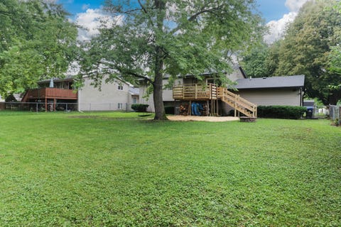 Tiny photo for 103 N Bayberry Court, Bloomington, IL 61704 (MLS # 12702308)